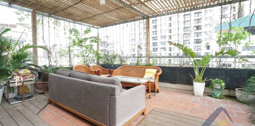 Квартира с 3 спальнями в Тэйхо, Ханой , № 26385