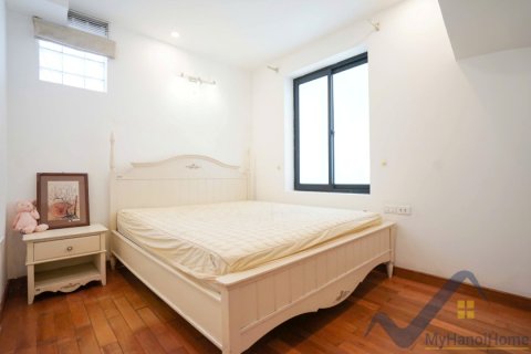 Квартира с 3 спальнями в Тэйхо, Ханой , № 26385 13