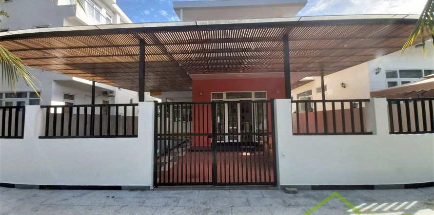 4 bedrooms Villa in Nha Trang,  No. 28773