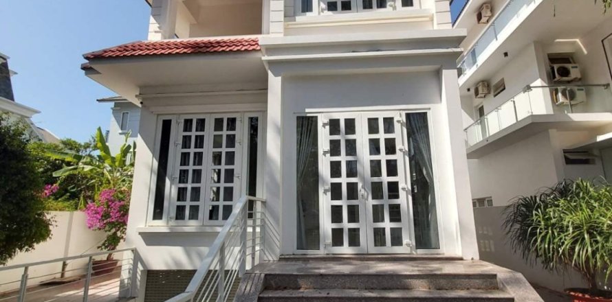 4 bedrooms Villa in Nha Trang, No. 28649