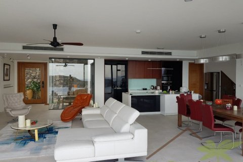 5 bedrooms Villa in Nha Trang,  No. 28604 3