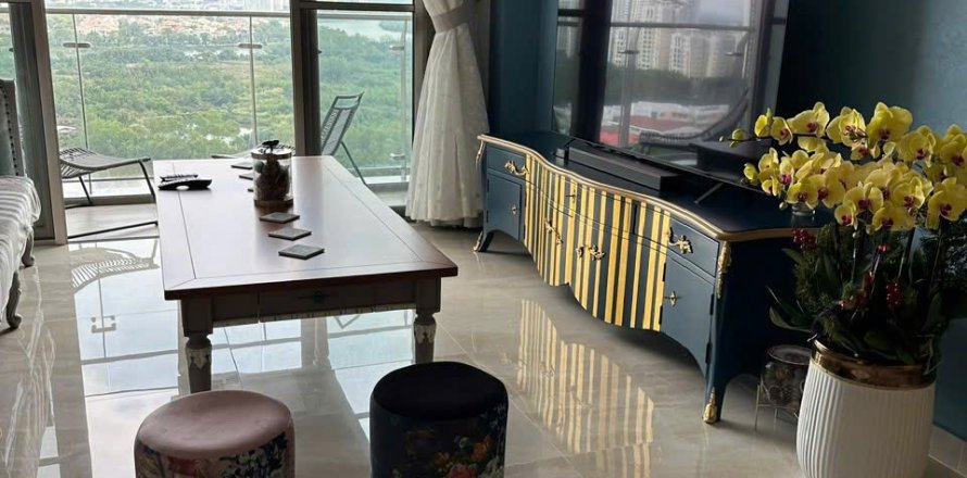 Квартира с 3 спальнями в Район 7, Хошимин , № 26088