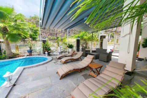 6 bedrooms Villa in Nha Trang,  No. 27931 3