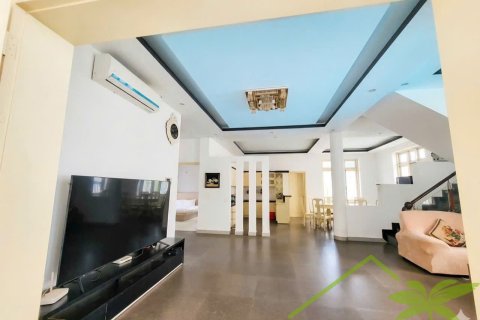 6 bedrooms Villa in Nha Trang,  No. 27931 4