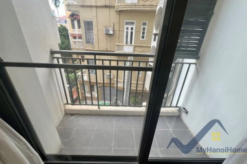 Квартира с 3 спальнями в Тэйхо, Ханой , № 26548 11