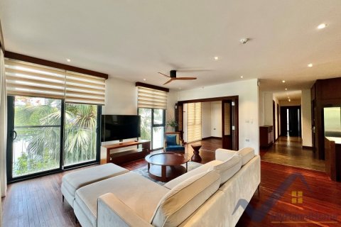 Квартира с 4 спальнями в Тэйхо, Ханой ,  № 26550 3