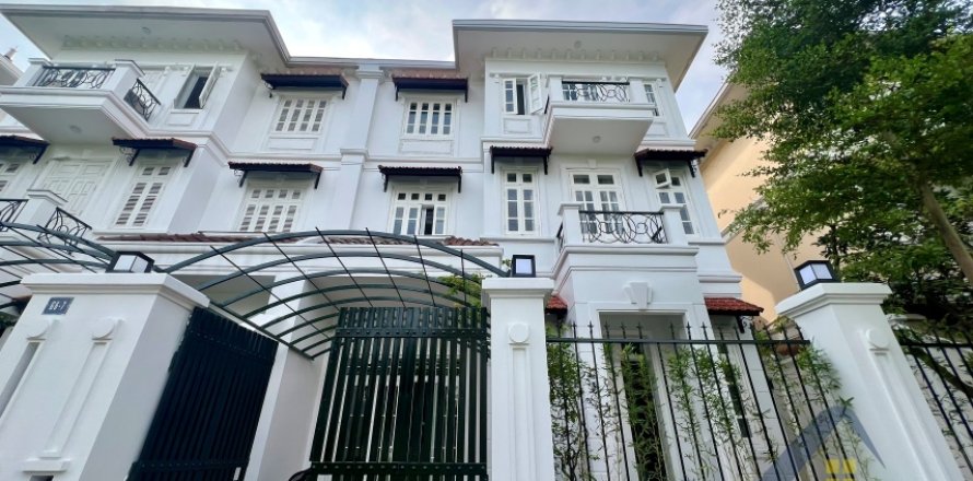4 bedrooms Villa in Tay Ho, Ha Noi,  No. 26547
