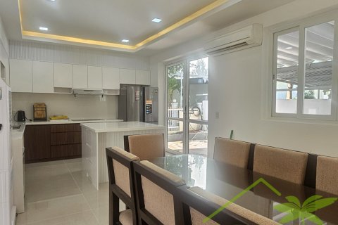 4 bedrooms Villa in Nha Trang,  No. 27681 4