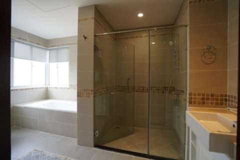 5 bedrooms House in Thu Duc, Ho Chi Minh,  No. 27262 17
