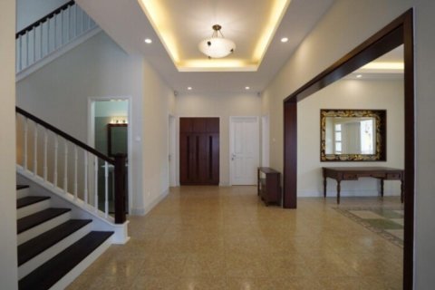 5 bedrooms House in Thu Duc, Ho Chi Minh,  No. 27262 5