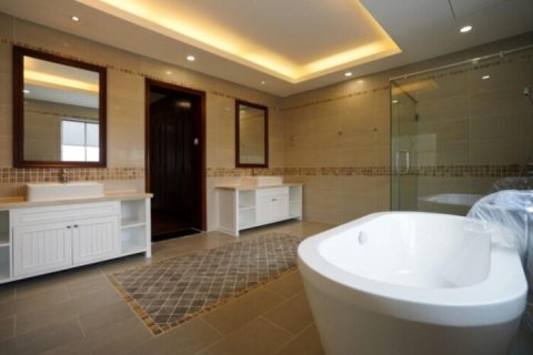 5 bedrooms House in Thu Duc, Ho Chi Minh,  No. 27262 11