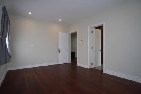 5 bedrooms House in Thu Duc, Ho Chi Minh,  No. 27262 19