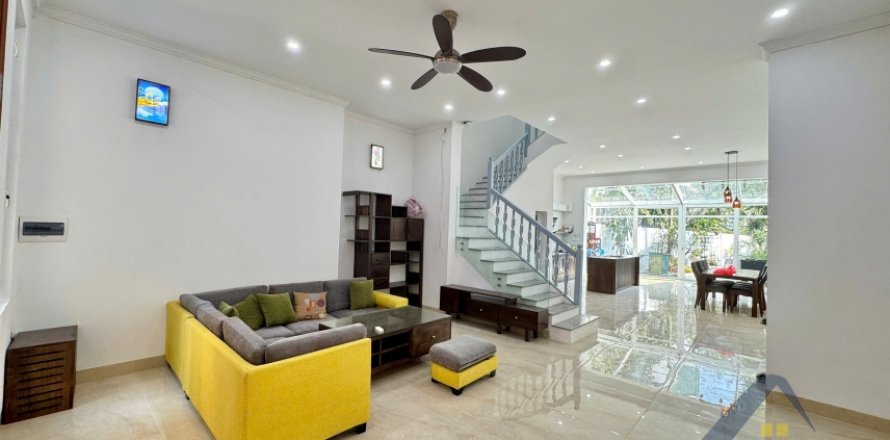 3 bedrooms Villa in Tay Ho, Ha Noi,  No. 19876
