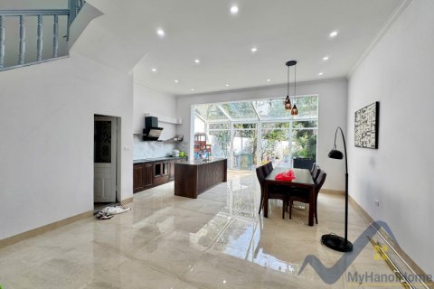 3 bedrooms Villa in Tay Ho, Ha Noi,  No. 19876 4