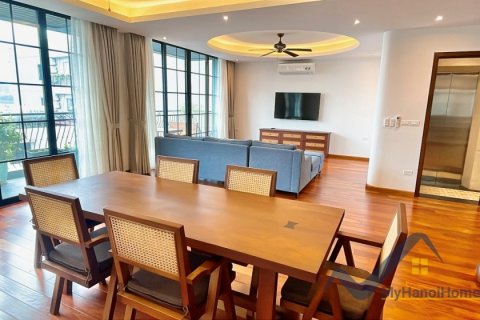 Квартира с 4 спальнями в Тэйхо, Ханой , № 20354