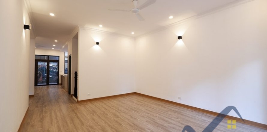 4 bedrooms Villa in Tay Ho, Ha Noi,  No. 26580