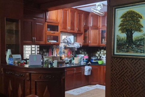 Квартира с 3 спальнями в Хошимин ,  № 26819 8