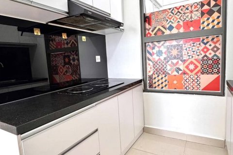 Квартира с 3 спальнями в Тхудык, Хошимин , № 29604 5