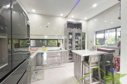 4 bedrooms Villa in Nha Trang, No. 27998 6